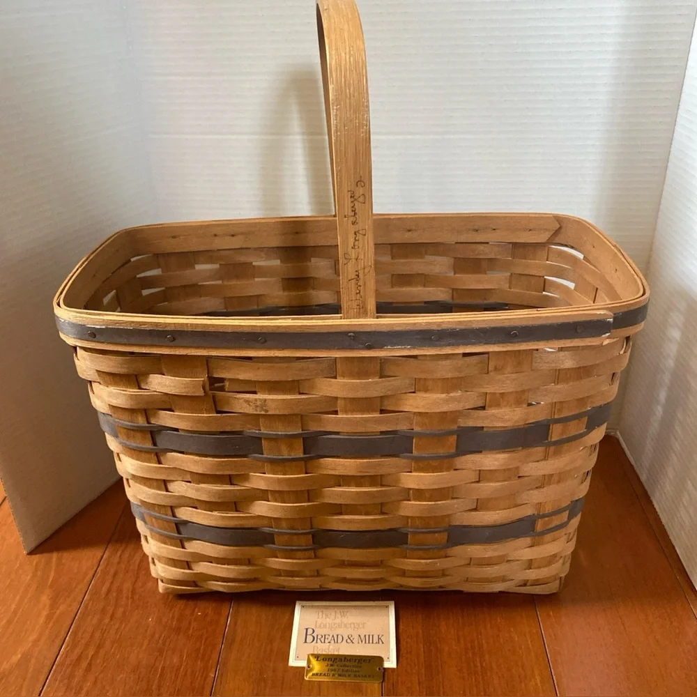 VTG J. W. Collection Longaberger Bread & Milk handwoven Basket 15x17”